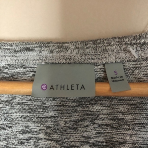 Athleta no sweat’n it shark bite top hi low S gray - Picture 5 of 7